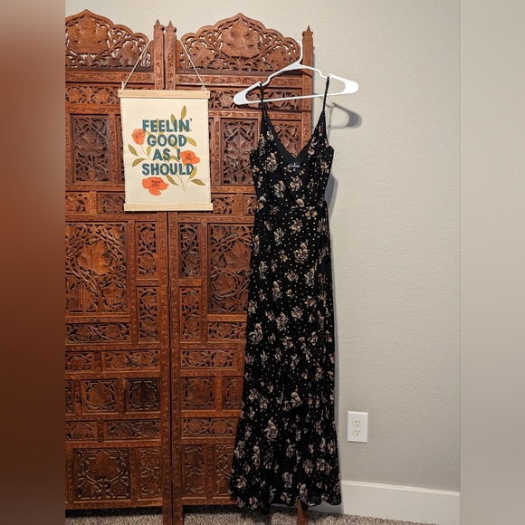 Lulu's Size XS Floral Black Maxi Dress - Picture 2 of 12
